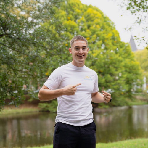 Een foto van Koen de Poetskampioen