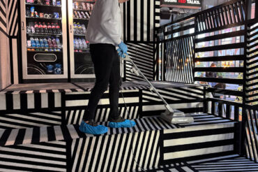 Tapijtreiniging hotel Koen de Poetskampioen Tapijtreiniging hotel Koen de Poetskampioen