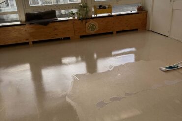 Linoleum vloeronderhoud basisschool Koen de Poetskampioen 4